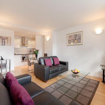 Roomspace Serviced Apartments - Groveland Court ロンドン 部屋 写真