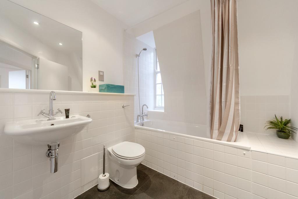Roomspace Serviced Apartments - Groveland Court ロンドン 部屋 写真